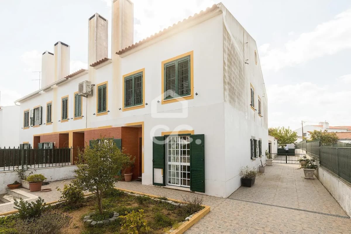 Moradia T4 Bacelo Évora